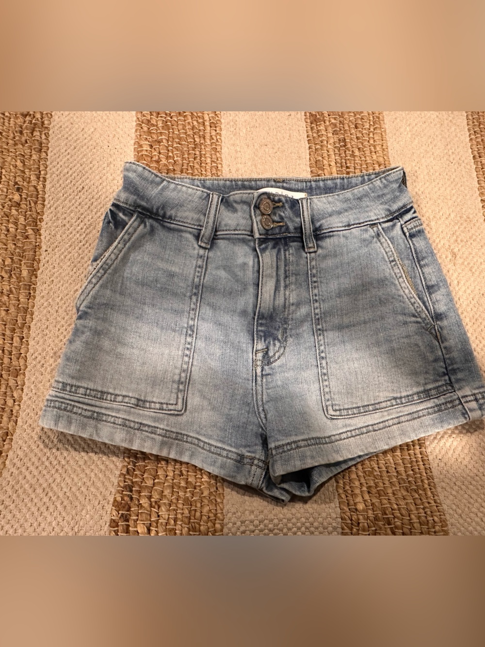 Light Wash Denim High Waisted denim Shorts-Size XS